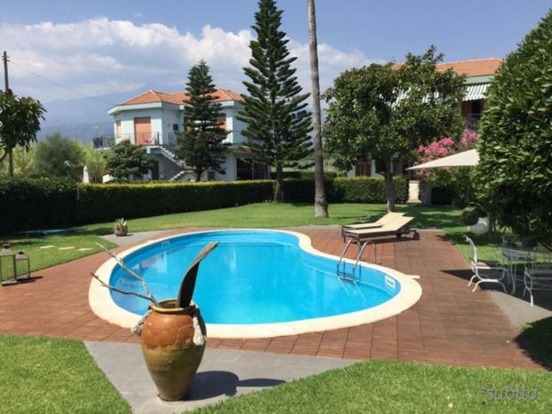 Villa Con Piscina Esclusiva Vista Etna Маскали Екстериор снимка