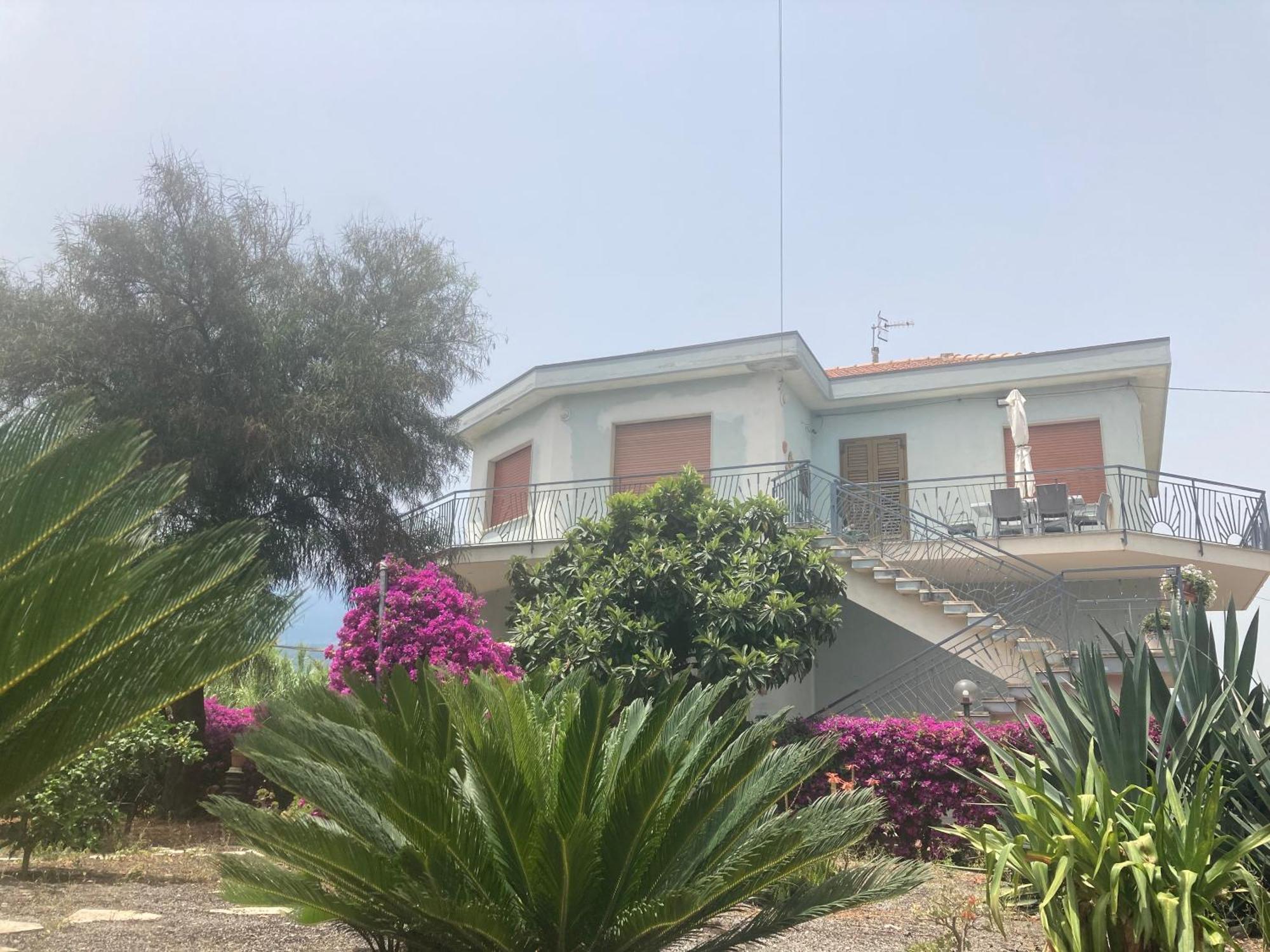 Villa Con Piscina Esclusiva Vista Etna Маскали Екстериор снимка