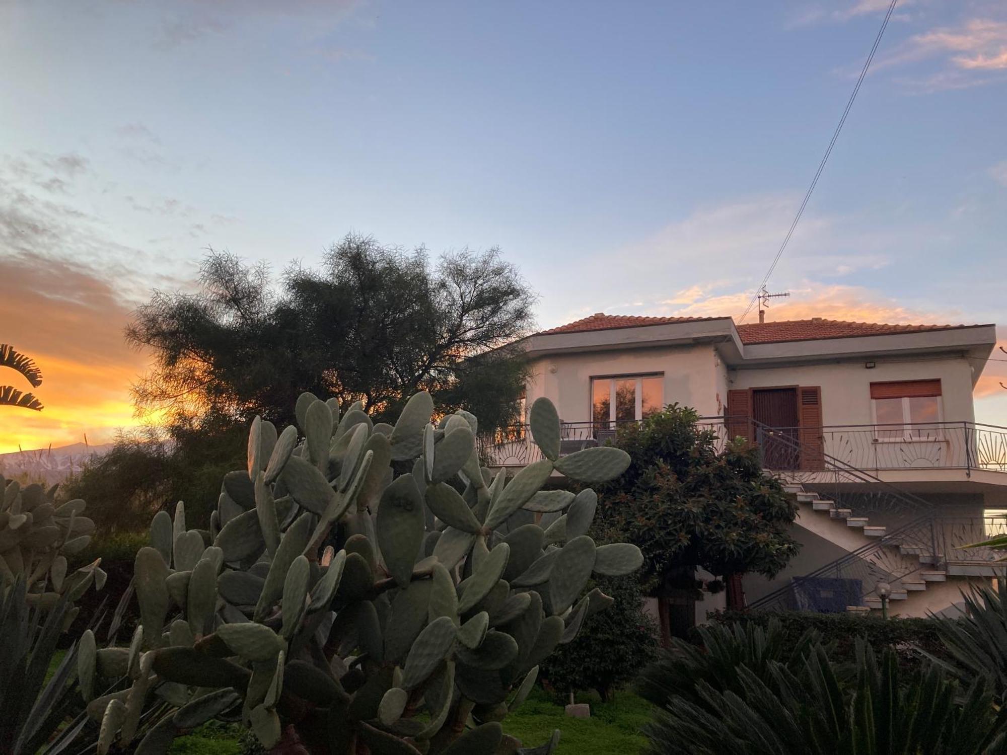Villa Con Piscina Esclusiva Vista Etna Маскали Екстериор снимка